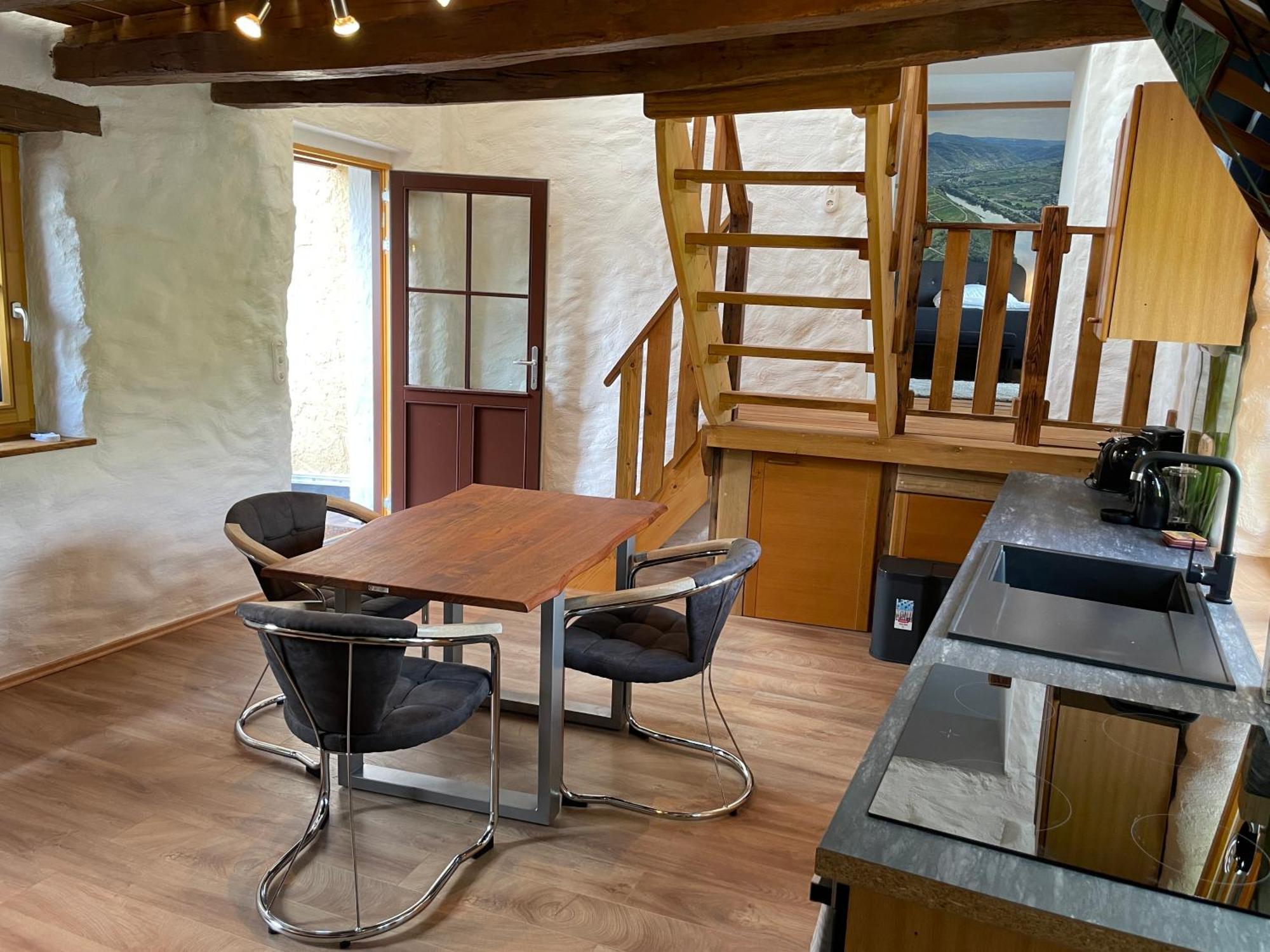Ferienwohnung Nostalgie In Bruttig-Fankel Fuer 1 - 3 Personen エクステリア 写真